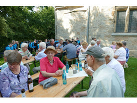 75 Jahre Wachsstockfest an der Weingartenkapelle in Naumburg (Foto: Karl-Franz Thiede)